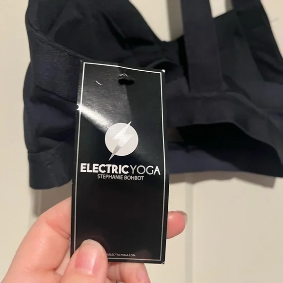 Electric Yoga Black Strappy Women's Sports Bra - Picture 3 of 4